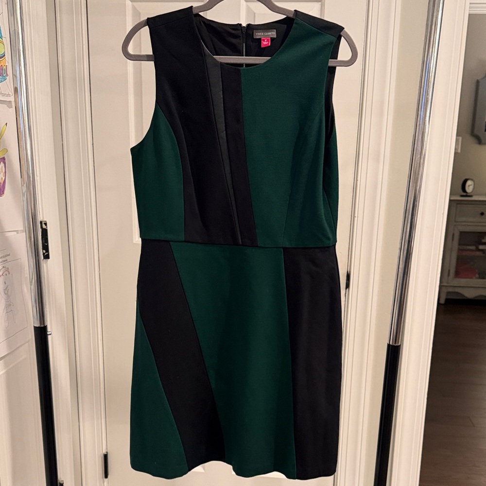 Vince Camuto Green and Black Color Block Sleeveless Dress Size 12 C8-020